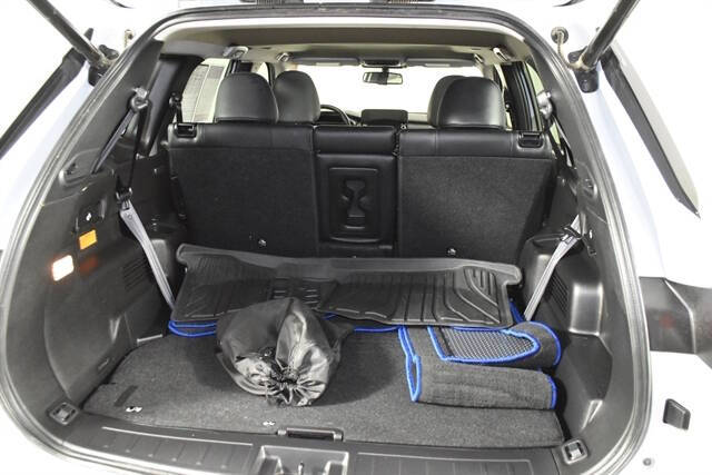 2024 Mitsubishi Outlander PHEV SE