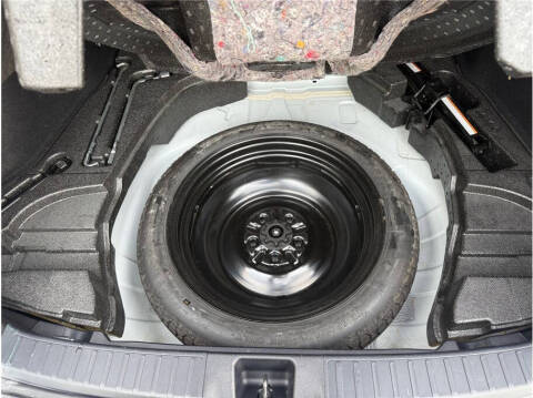 2017 Toyota Prius Three Touring