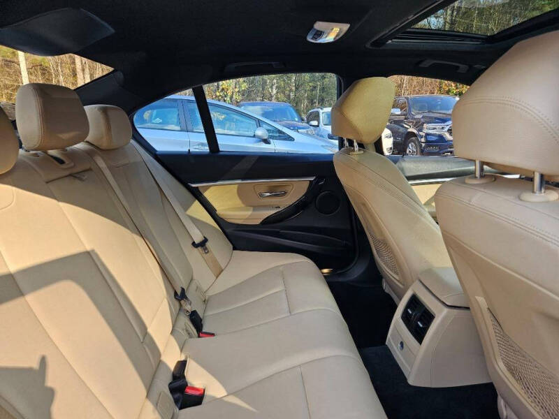 2018 BMW 3 Series 330i xDrive