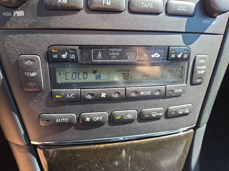 2004 Lexus ES 330
