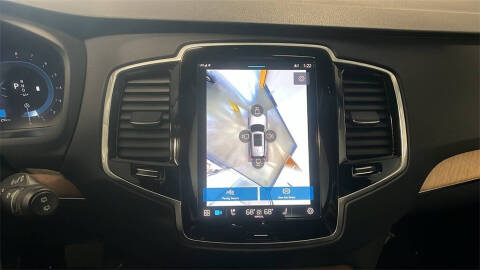 2024 Volvo XC90 B5 Plus Bright Theme