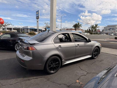 2017 Mitsubishi Lancer LE
