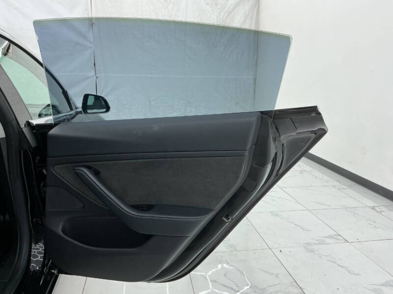 2018 Tesla Model 3 Mid Range