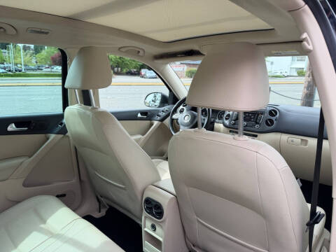 2014 Volkswagen Tiguan S