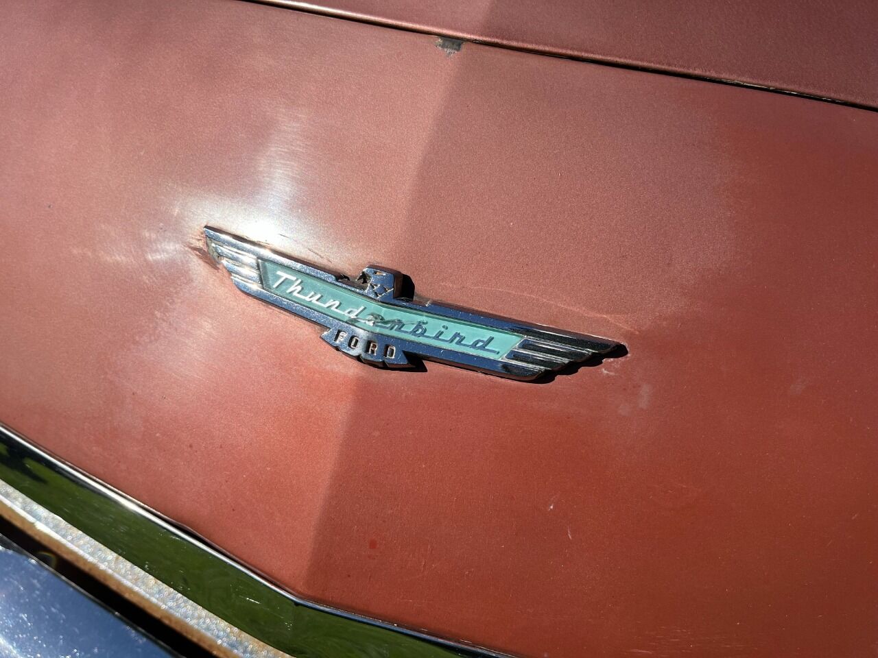 1957 Ford Thunderbird 31