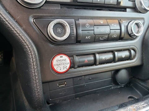 2016 Ford Mustang V6