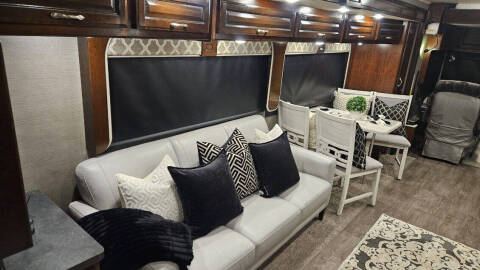 2018 Fleetwood Bounder