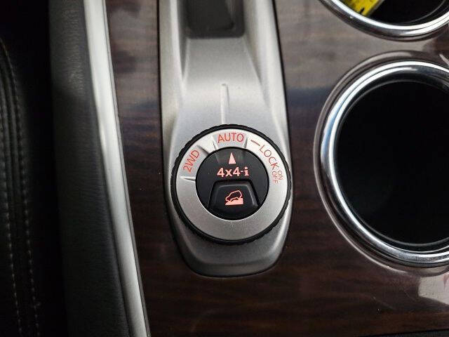 2015 Nissan Pathfinder SL