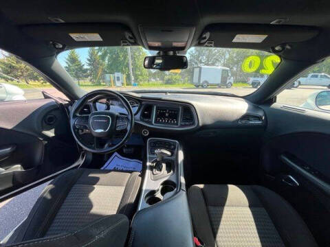 2020 Dodge Challenger SXT