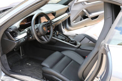 2025 Porsche 911 Carrera