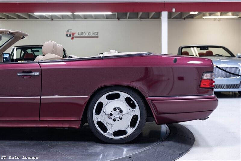 1995 Mercedes-Benz E-Class 10