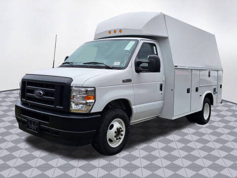 2024 Ford E-Series