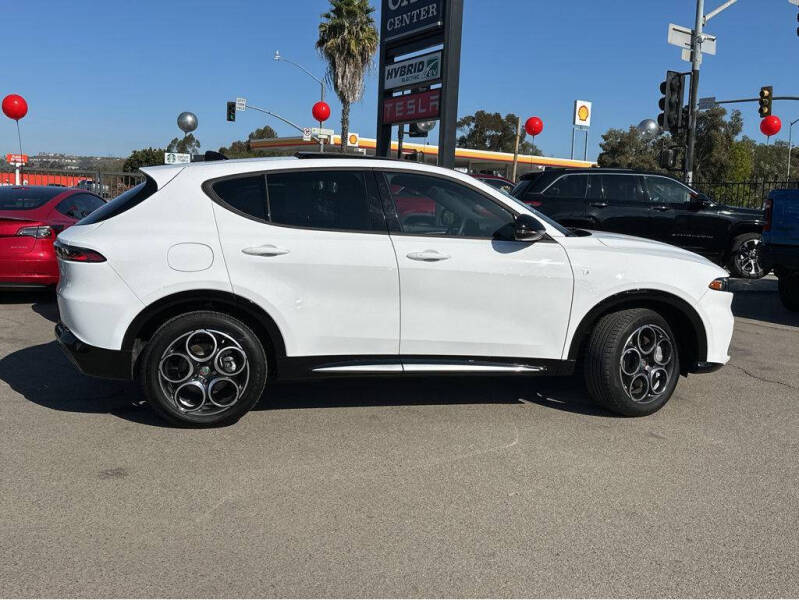 2024 Alfa Romeo Tonale Hybrid Ti