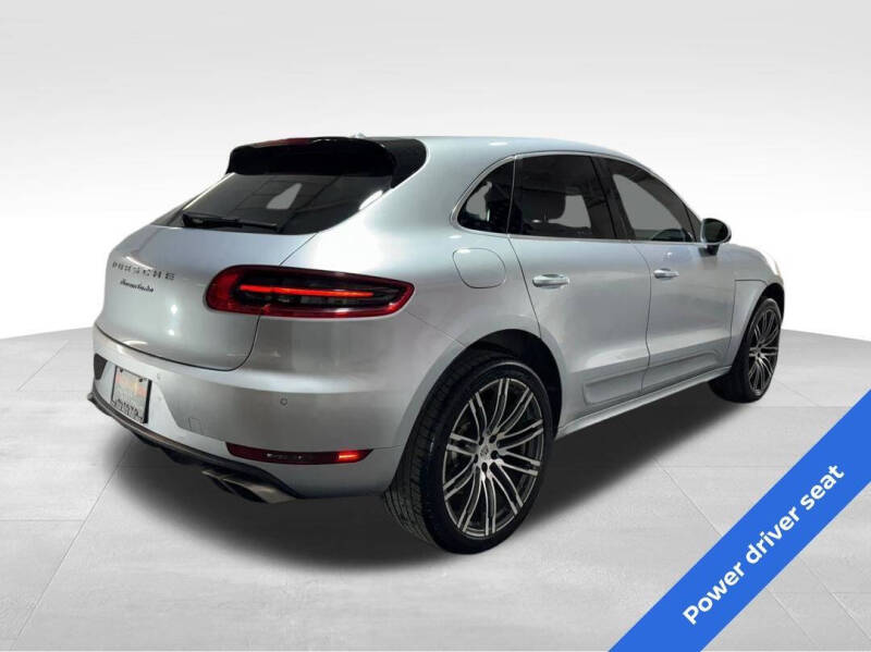 2015 Porsche Macan Turbo