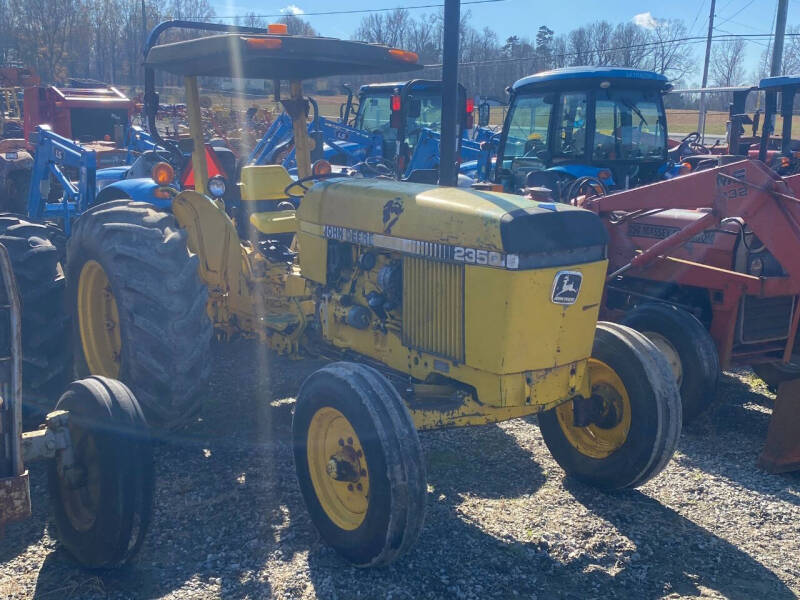 1984 John Deere 2350