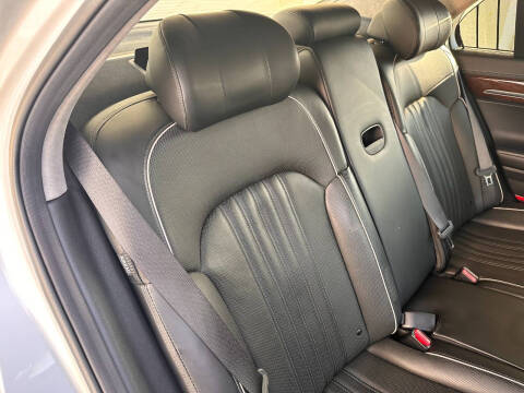 2017 Genesis G90 5.0 Ultimate