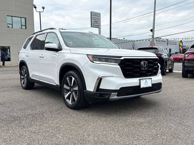 2025 Honda Pilot Touring
