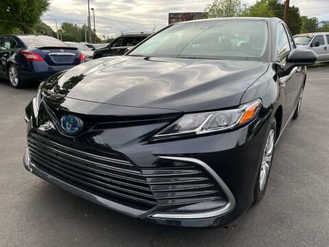 2021 Toyota Camry Hybrid for sale at Atlantic Auto Sales in Garner NC