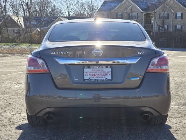 2013 Nissan Altima Sedan SV photo 15