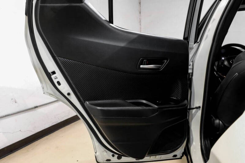 2019 Toyota C-HR XLE