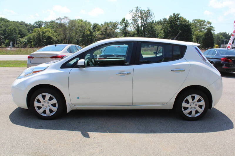 2015 Nissan LEAF S