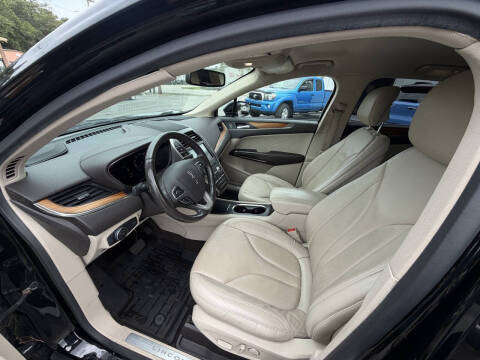 2017 Lincoln MKC Select