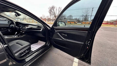 2015 BMW 5 Series 528i