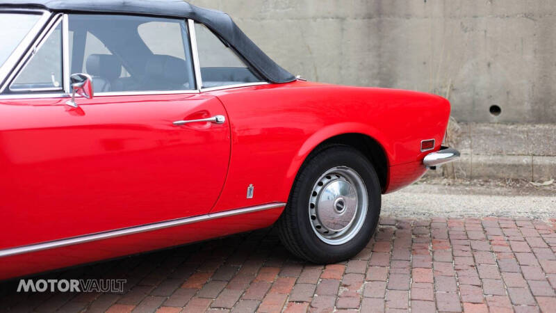 1973 FIAT 124 Spider