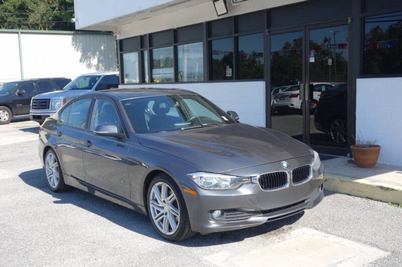 2013 BMW 3 Series 320i