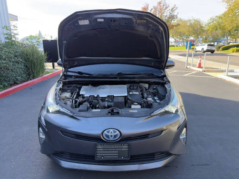 2016 Toyota Prius Four