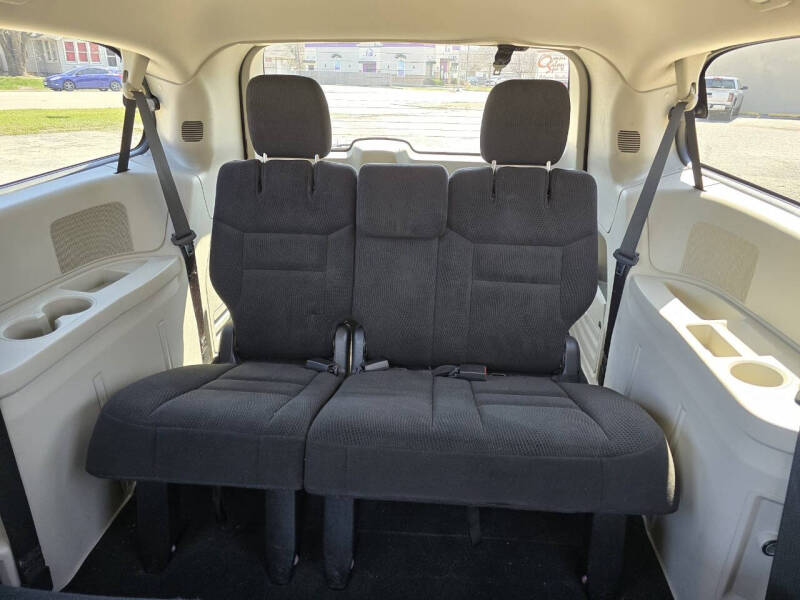 2014 Dodge Grand Caravan American Value Package