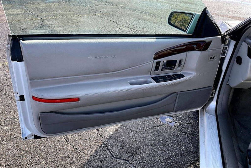 2000 Cadillac Eldorado ESC