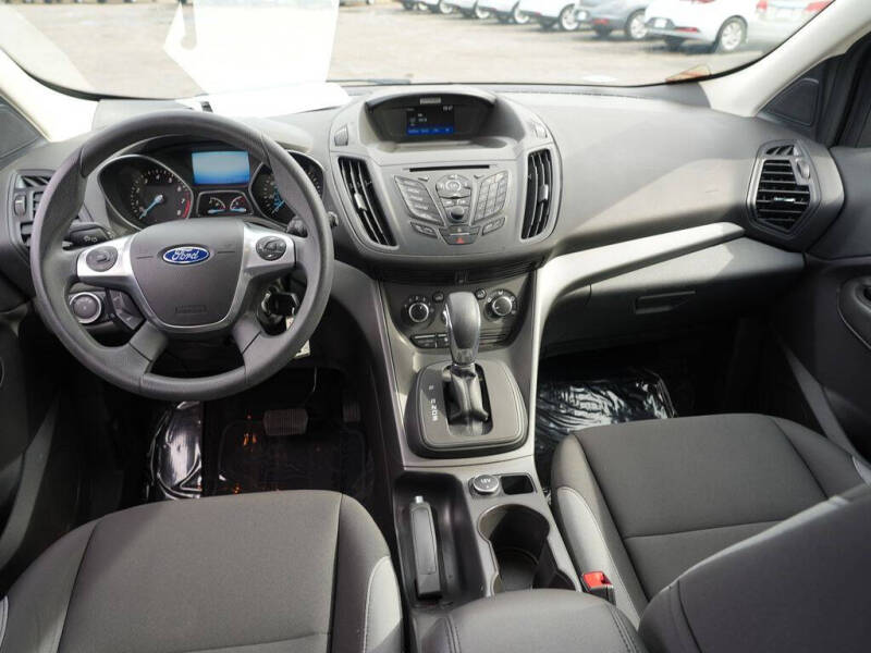 2016 Ford Escape S