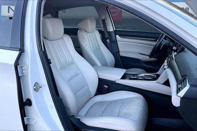 2019 Honda Accord Hybrid Touring