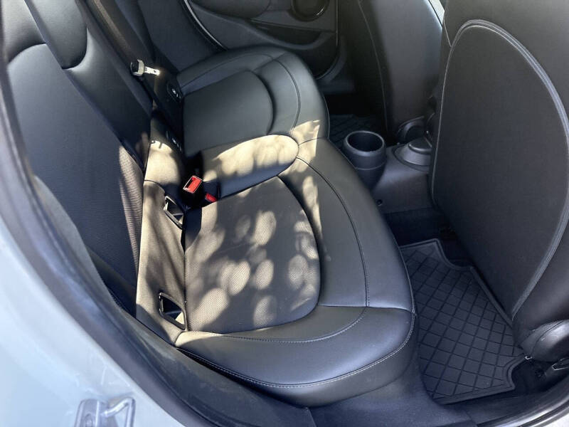 2017 MINI Hardtop 4 Door Cooper