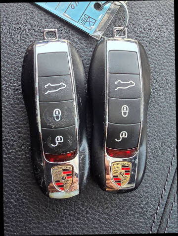 2014 Porsche Cayenne Platinum