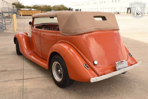 1935 Ford Phaeton