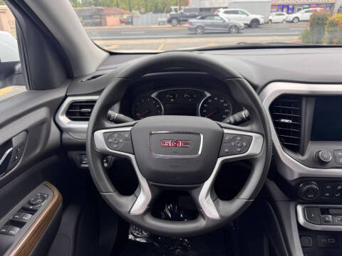 2022 GMC Acadia SLE