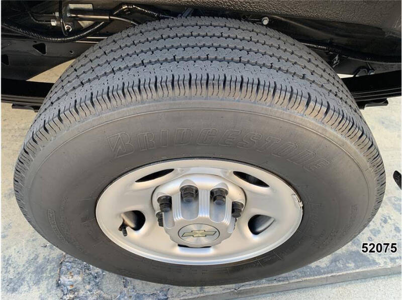 2022 Chevrolet Express 2500