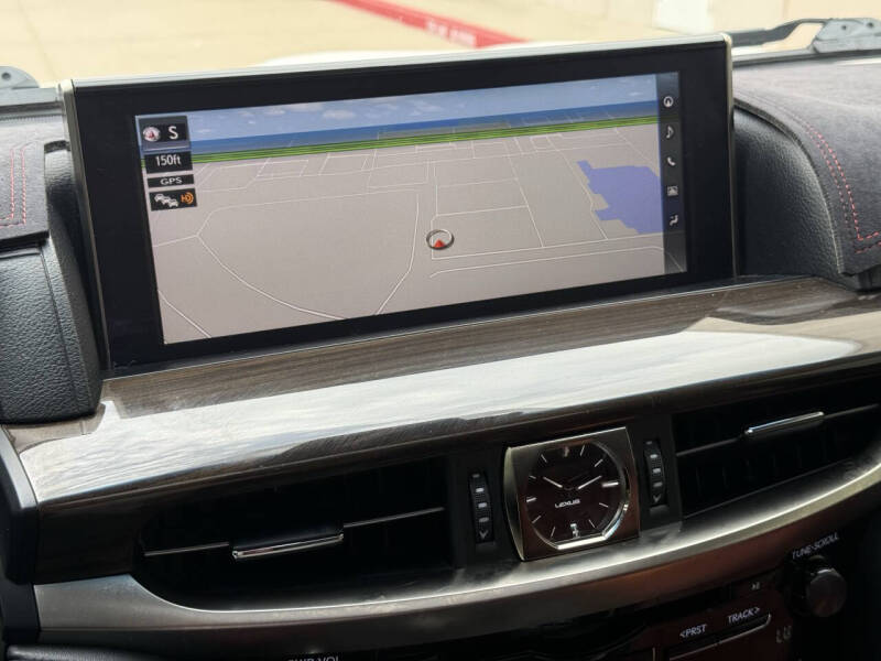 2017 Lexus LX 570