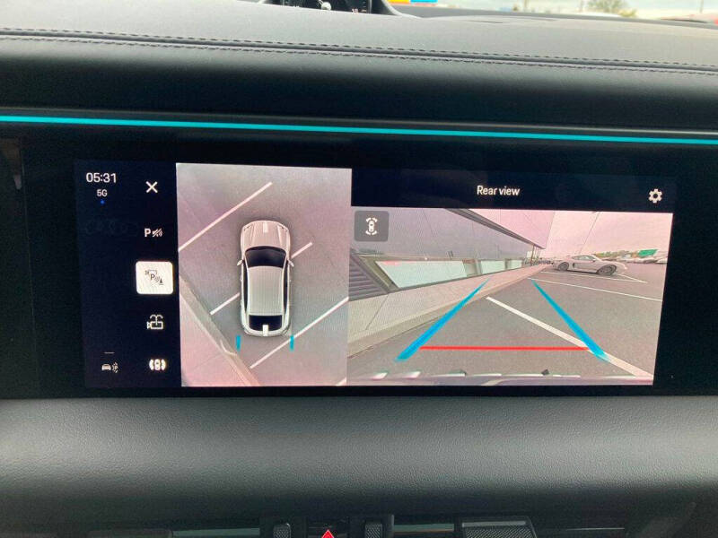 2024 Porsche Macan 4 Electric