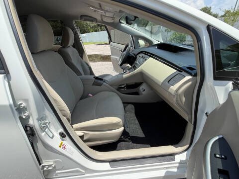 2013 Toyota Prius Three