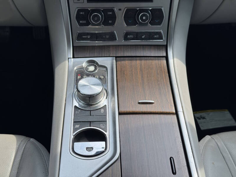 2012 Jaguar XF