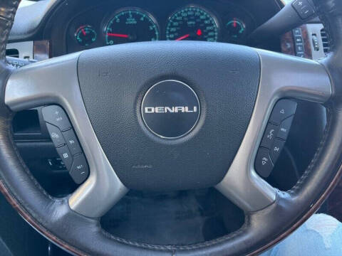 2013 GMC Yukon Denali