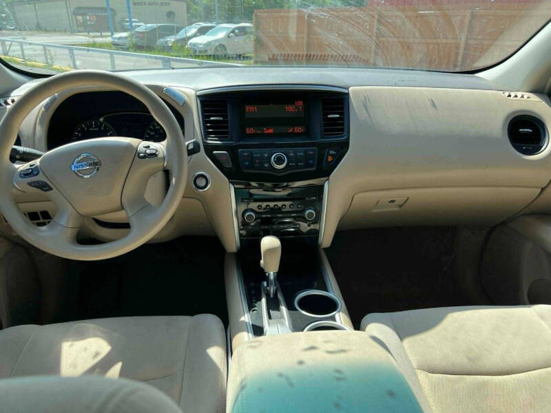 2013 Nissan Pathfinder S
