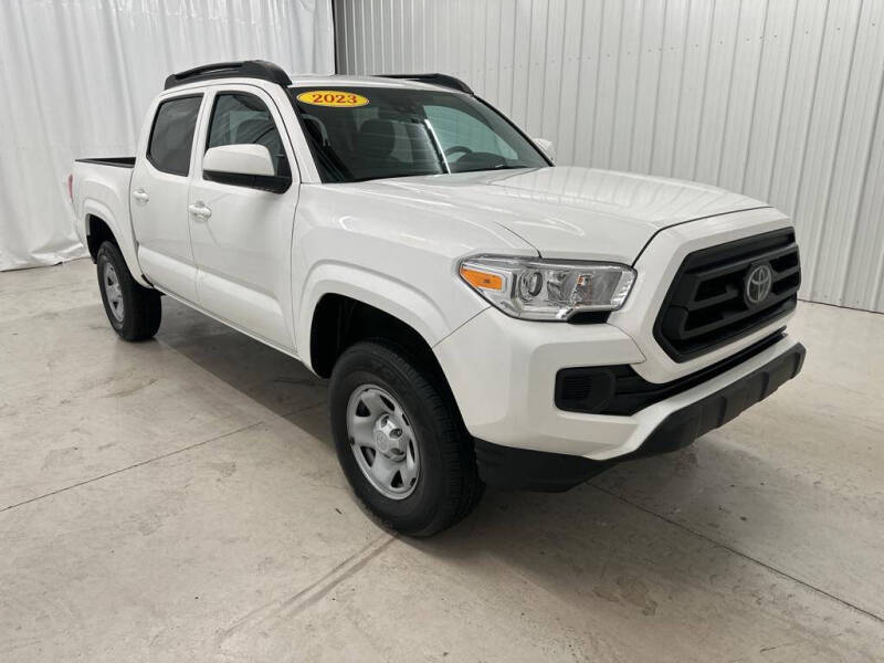 2023 Toyota Tacoma SR photo 5