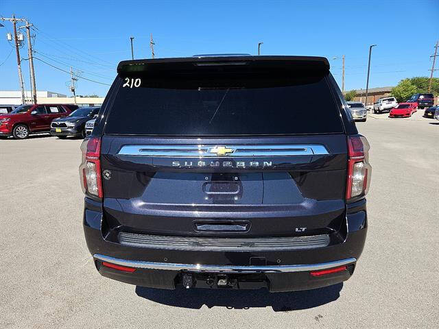2022 Chevrolet Suburban LT