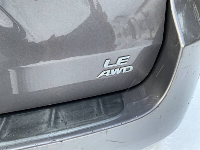 2011 Toyota Sienna LE 7-Passenger