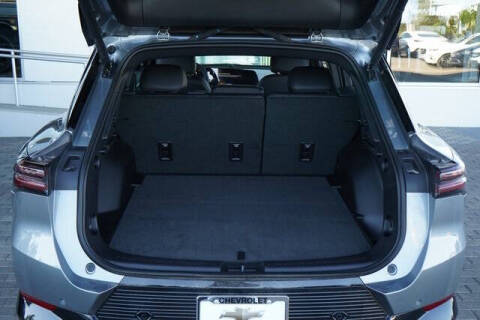 2025 Chevrolet Equinox EV LT 2