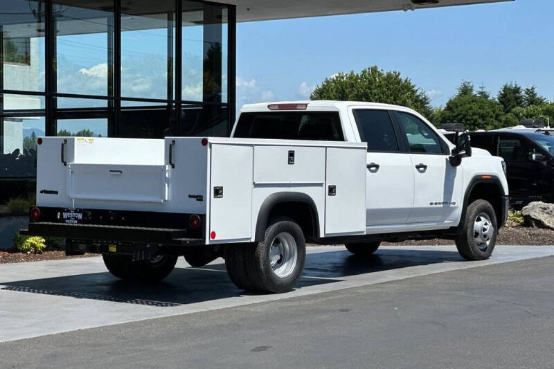 2025 GMC Sierra 3500HD